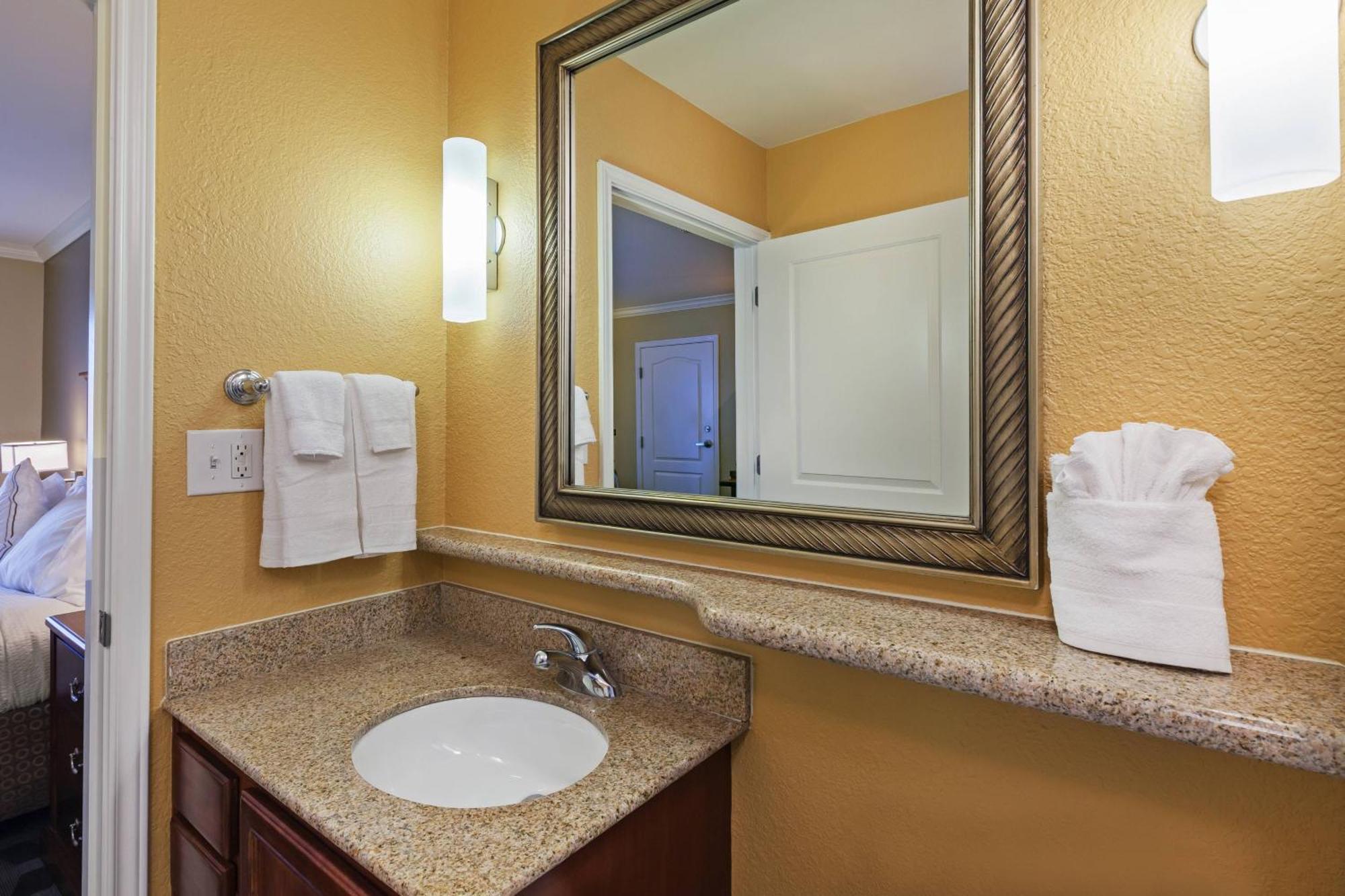 Towneplace Suites By Marriott אודסה מראה חיצוני תמונה